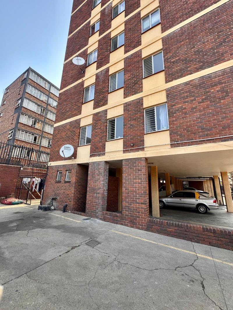 3 Bedroom Apartment in Sunnyside