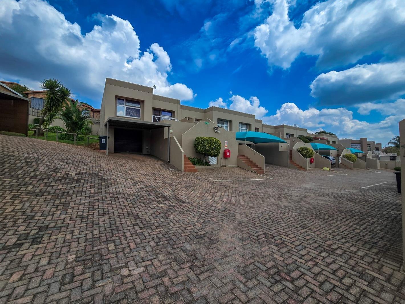 2 Bedroom Apartment in Rangeview