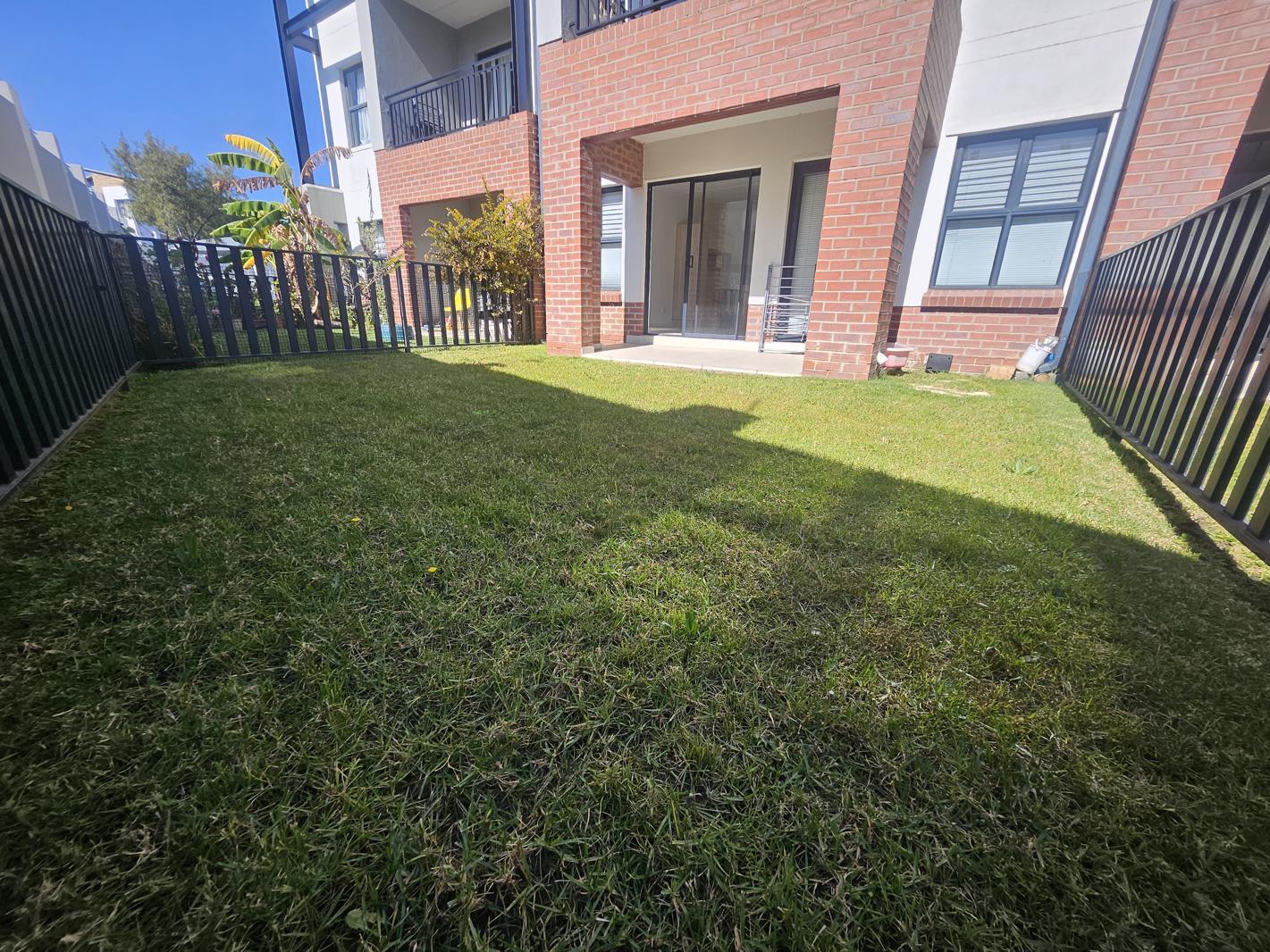 1 Bedroom Apartment in Randpark Ridge