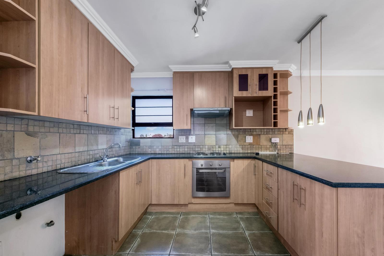 2 Bedroom Apartment in Fourways