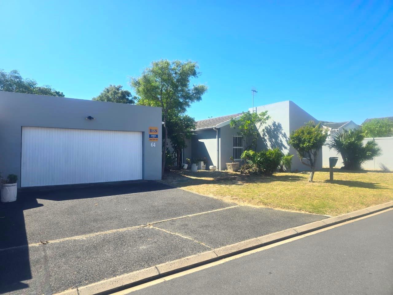 3 Bedroom House in Table View