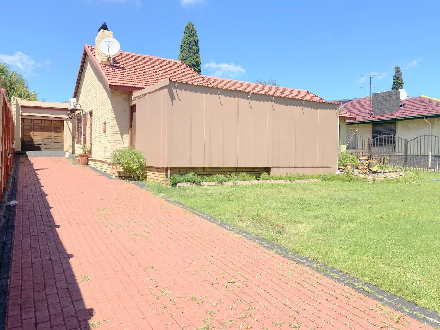 5 Bedroom House in Illiondale