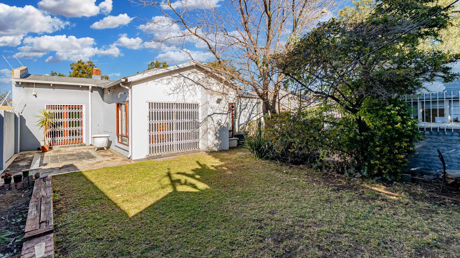 3 Bedroom House in Westdene