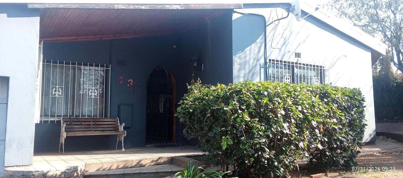 3 Bedroom House in Bosmont