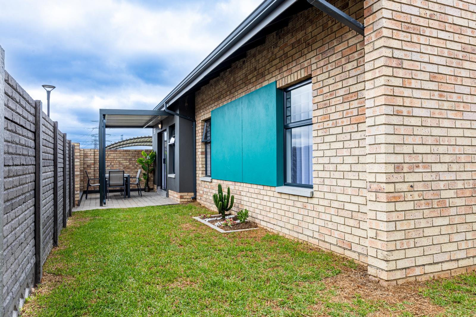 3 Bedroom Simplex in Heuweloord