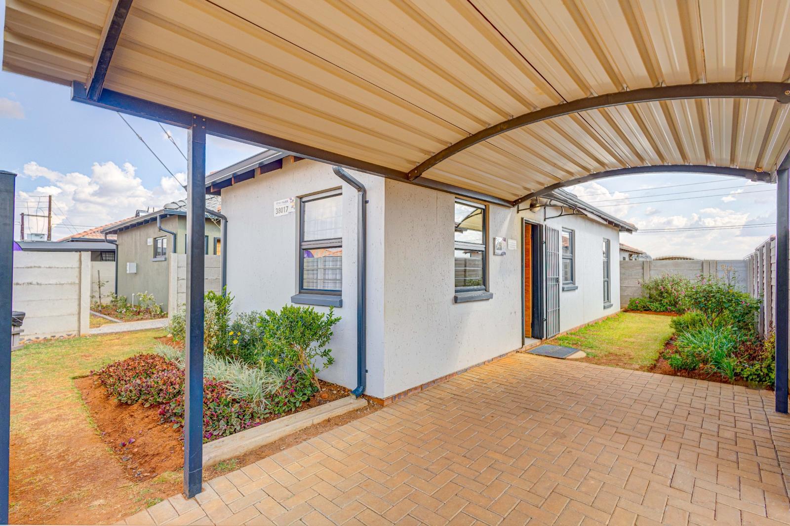 3 Bedroom House in Protea Glen