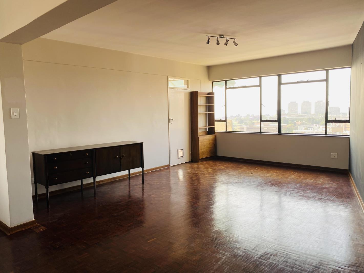 2 Bedroom Apartment in Parktown