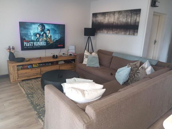 3 Bedroom Apartment in Sunninghill