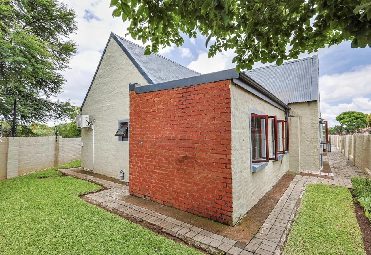 3 Bedroom House in Equestria