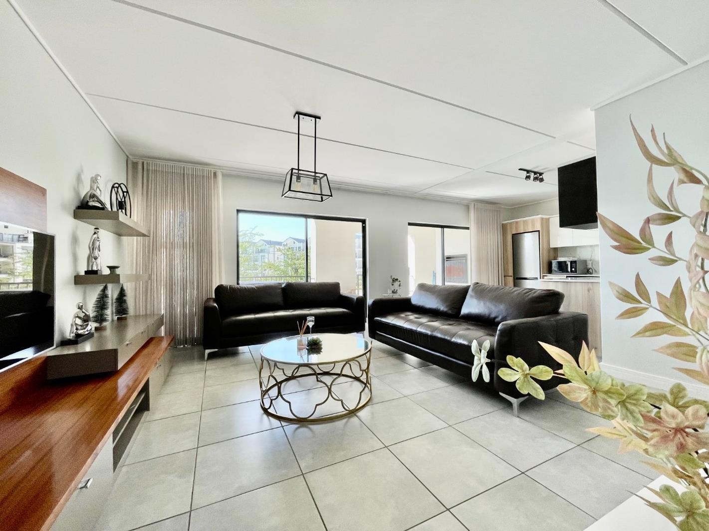 3 Bedroom Apartment in Waterfall Estate