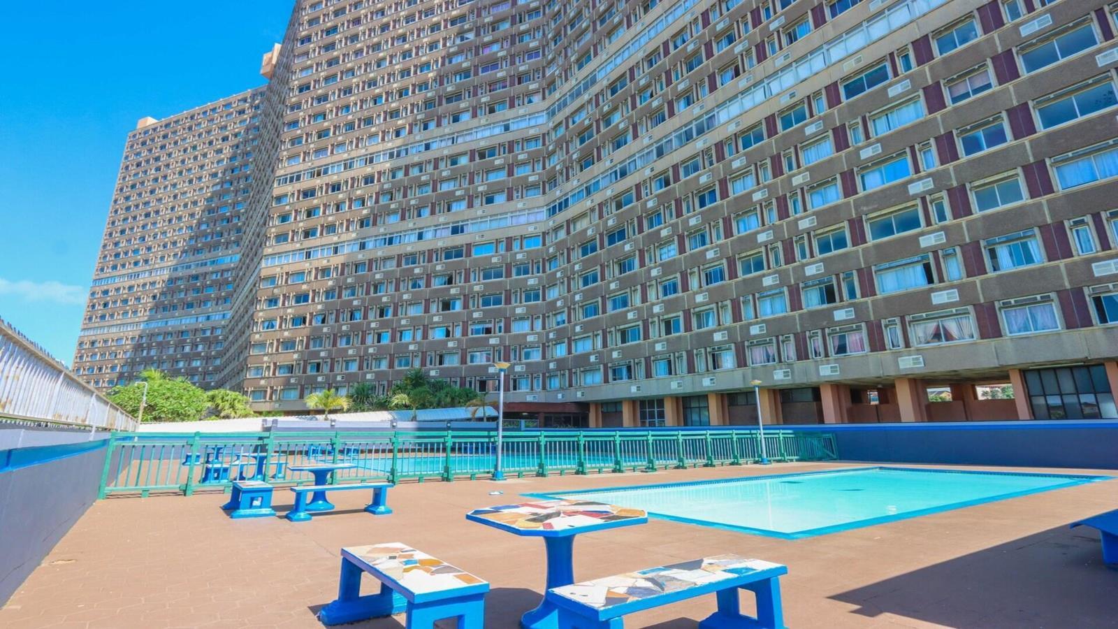 2 Bedroom Apartment in Amanzimtoti