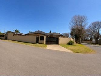3 Bedroom House in Rewlatch