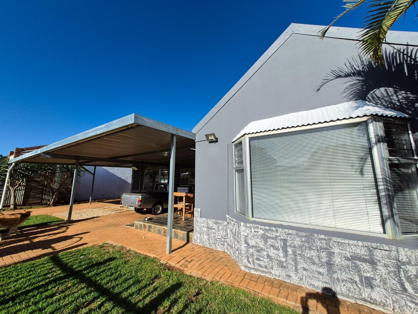 4 Bedroom House in Jeffreys Bay Central