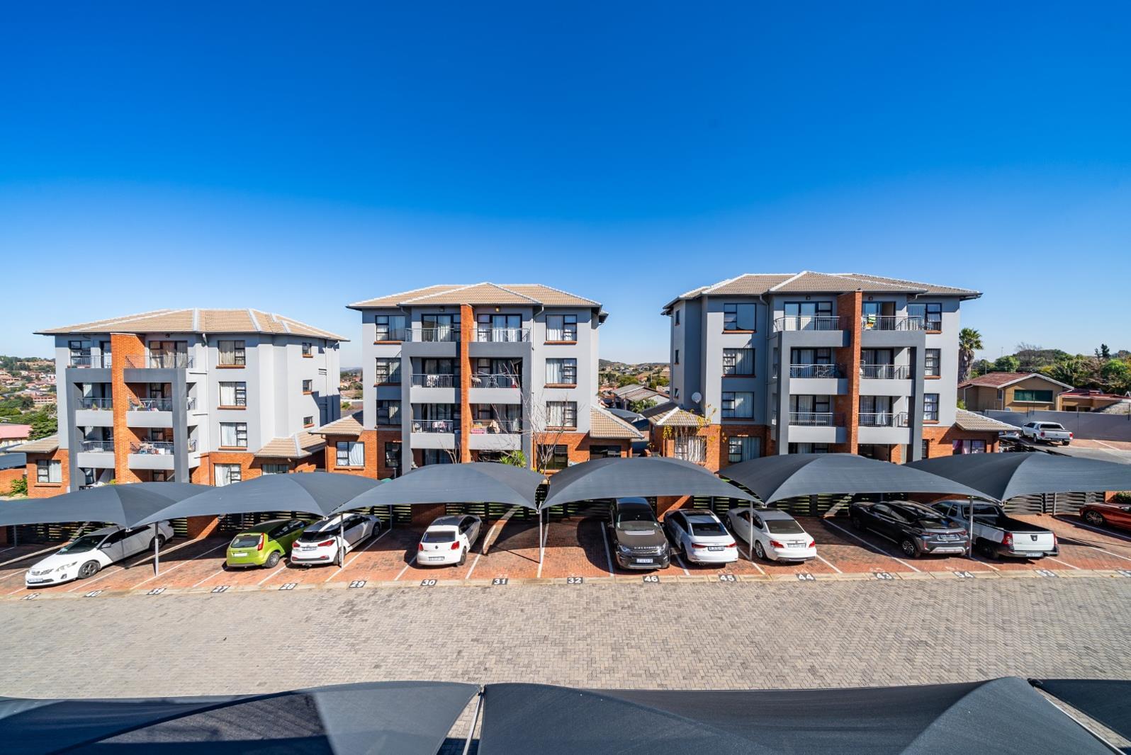 2 Bedroom Apartment in Oakdene