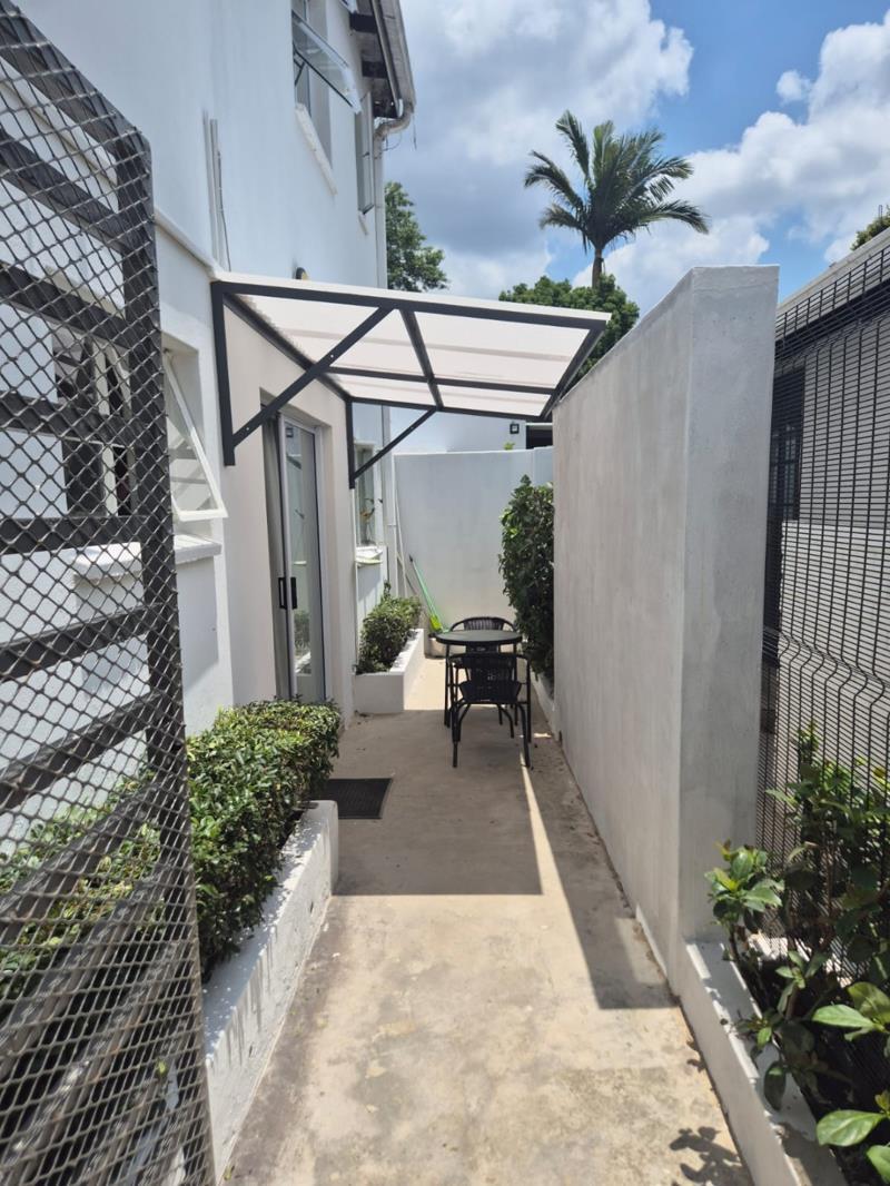 1 Bedroom Duplex in Parkhurst