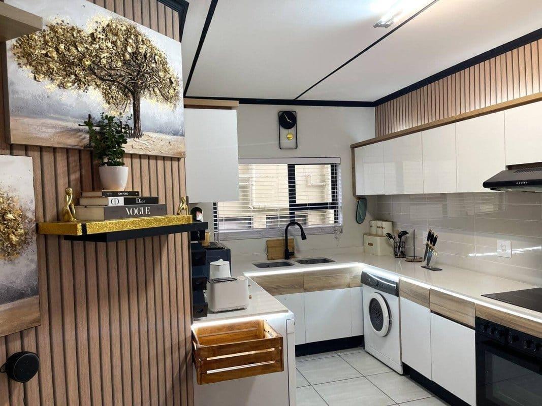 3 Bedroom Apartment in Waterfall Estate