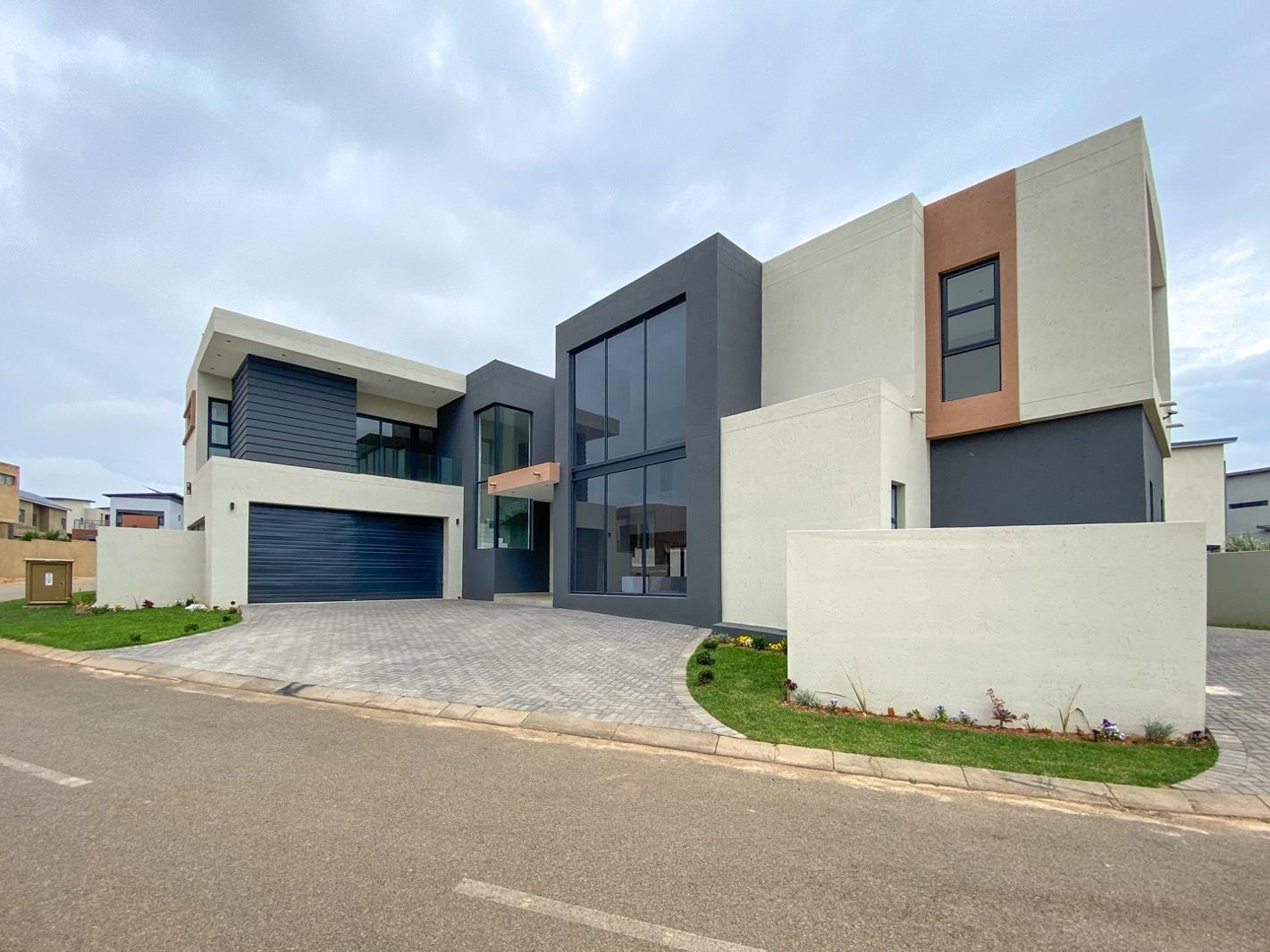 4 Bedroom House in Glen Erasmia