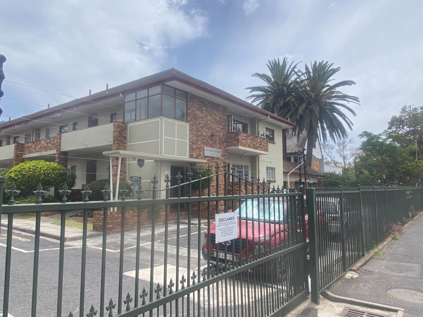 3 Bedroom Apartment in Kenilworth