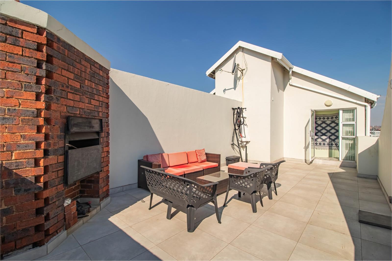 2 Bedroom Apartment in Greenstone Hill