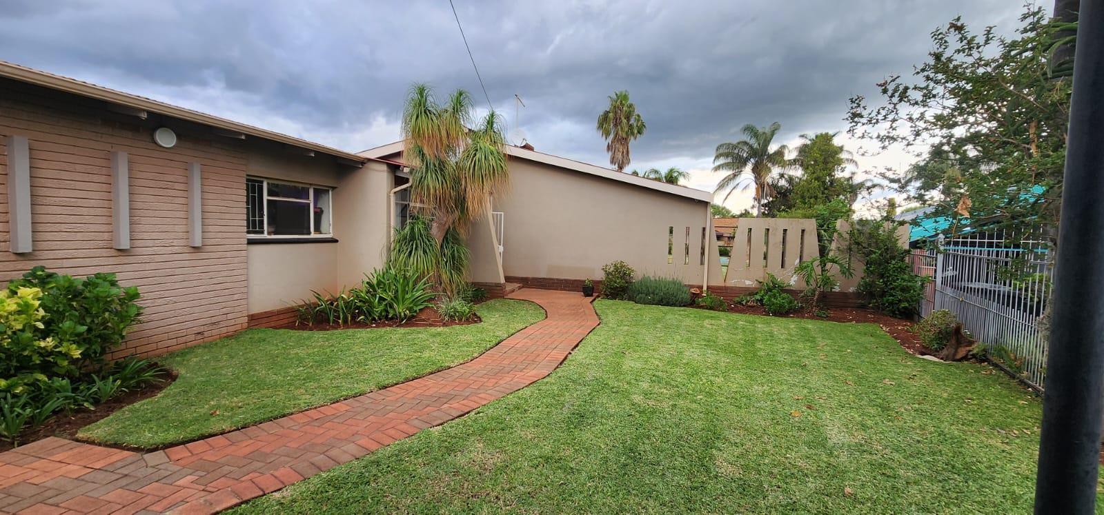 3 Bedroom House in Sinoville