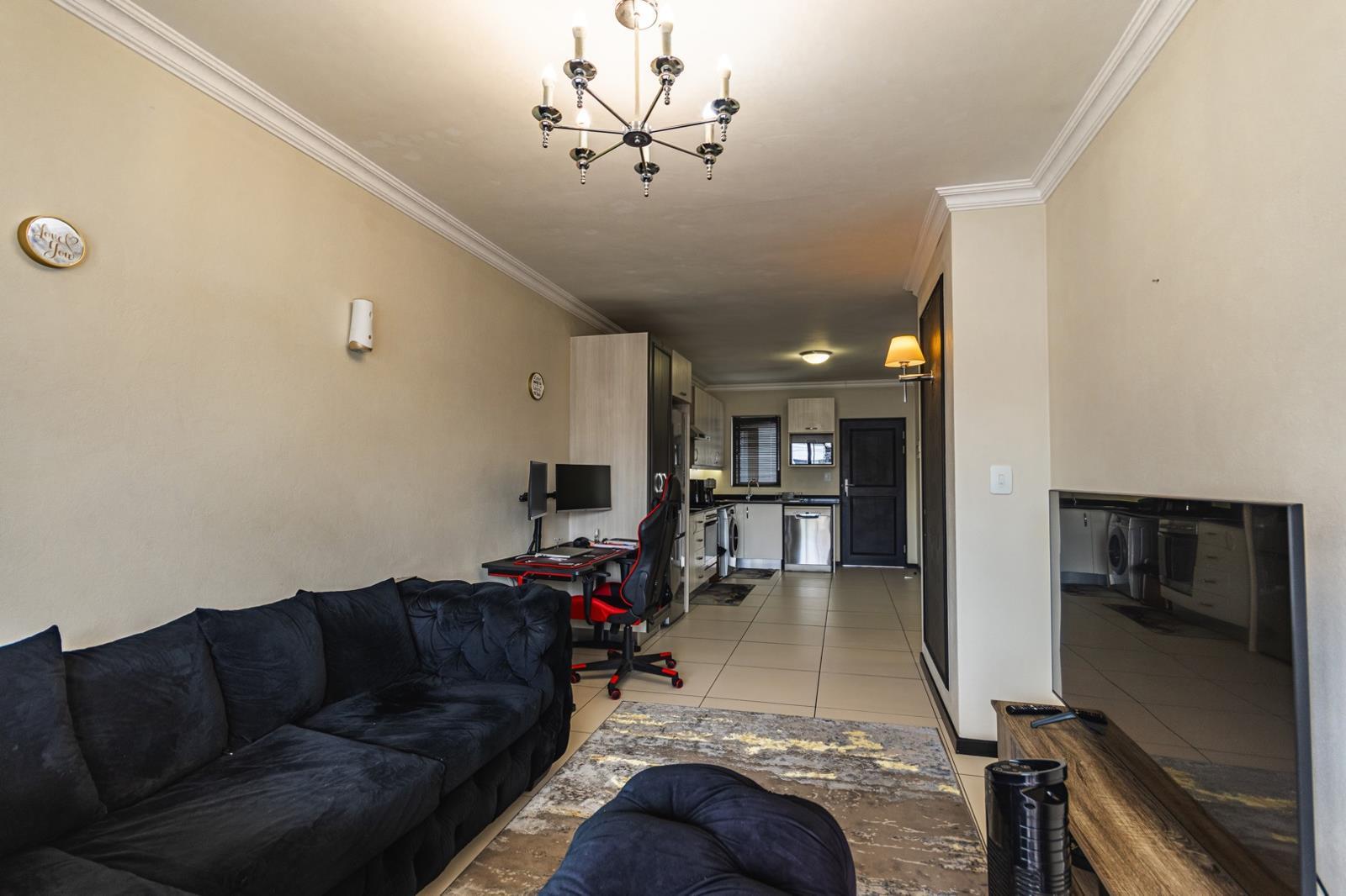 2 Bedroom Apartment in Edenburg