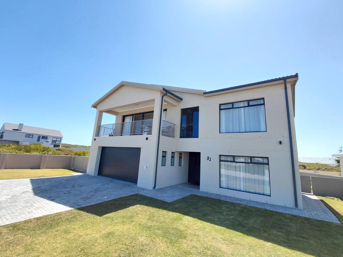 3 Bedroom House in Kleinbaai