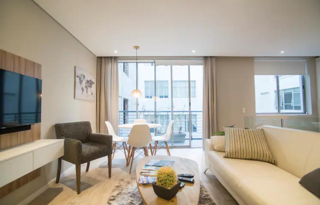 2 Bedroom Apartment in Cape Town City Centre