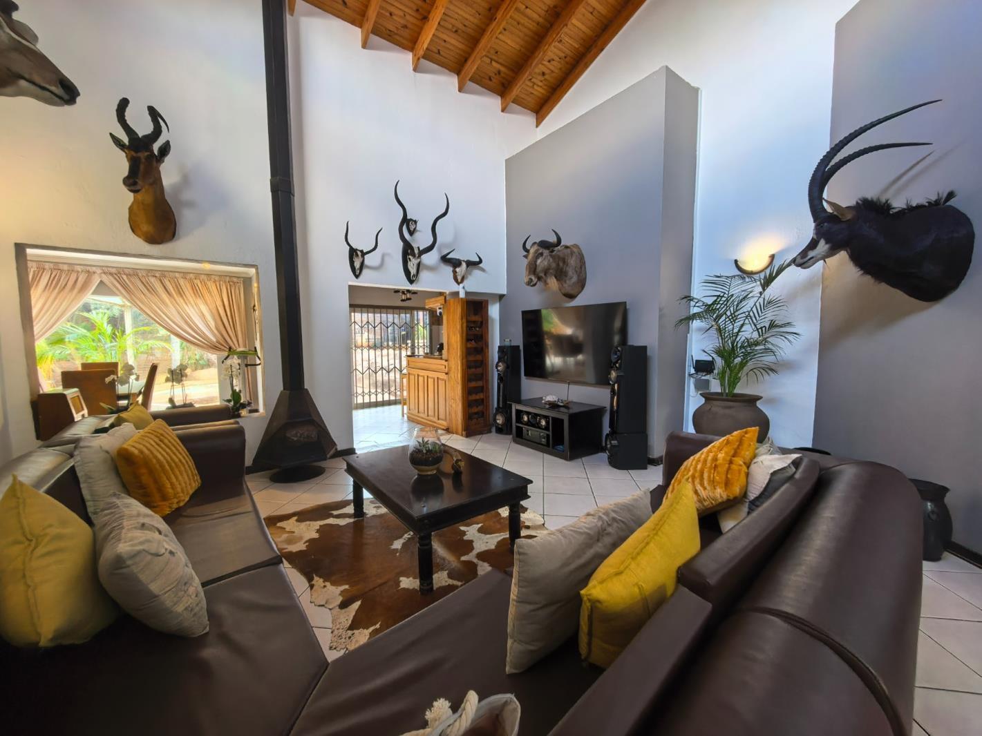4 Bedroom House in Meyersdal