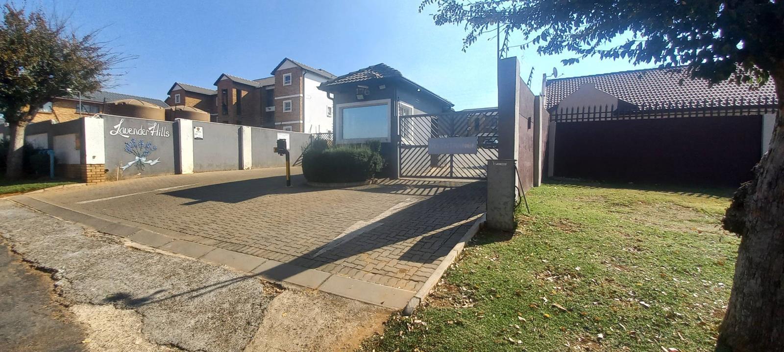 2 Bedroom Townhouse in Albemarle