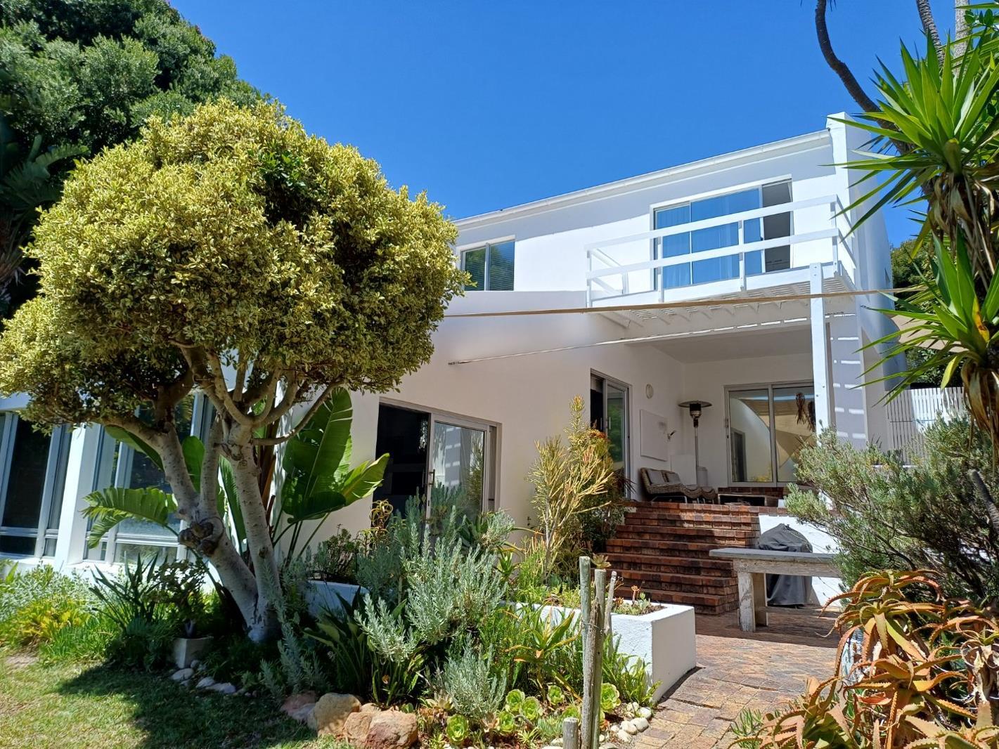 3 Bedroom House in Marina Da Gama