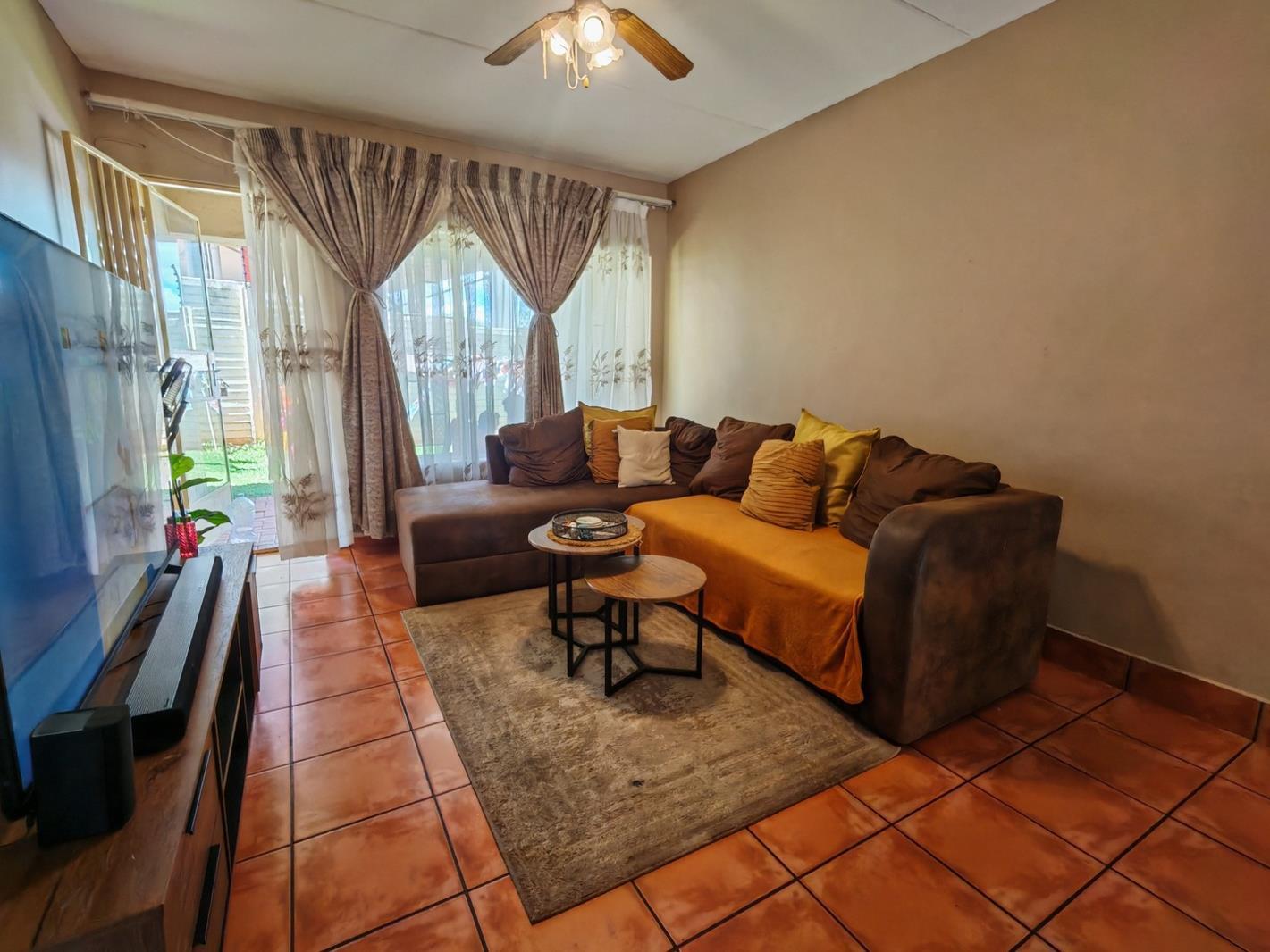 2 Bedroom Apartment in Kingsview