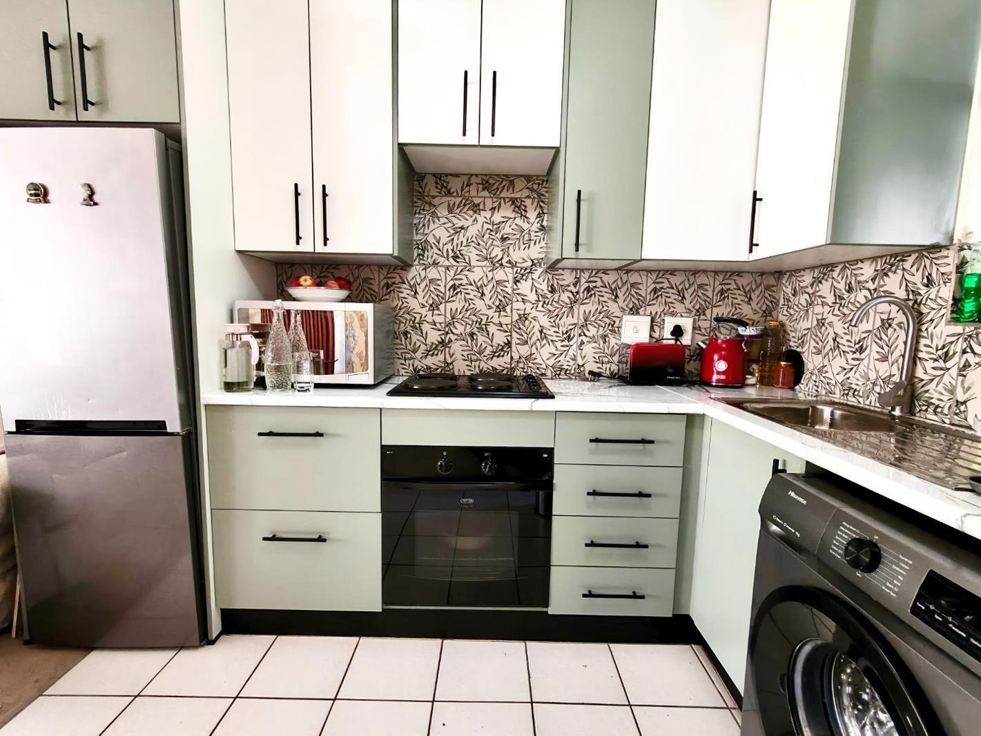 2 Bedroom Apartment in Northcliff