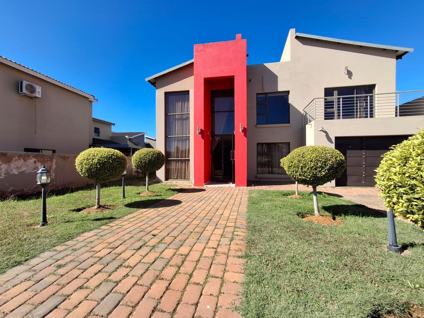 4 Bedroom House in Theresapark