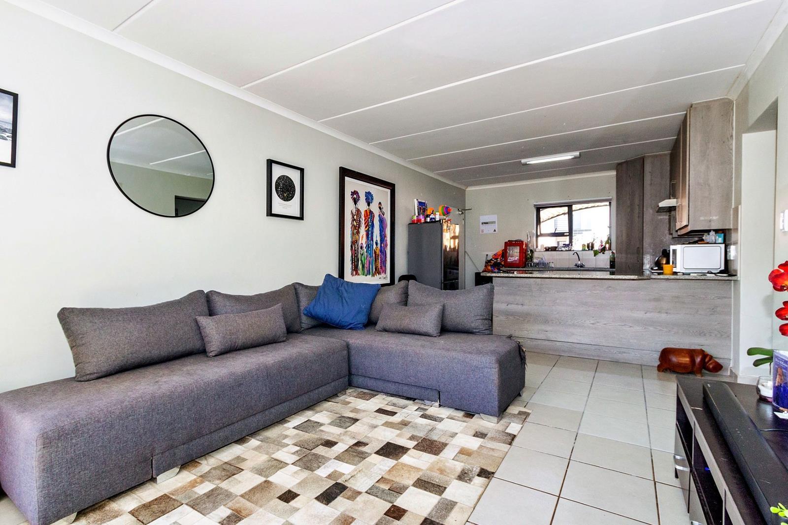 2 Bedroom Apartment in Rynfield