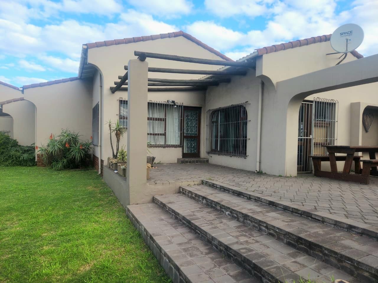 3 Bedroom Townhouse in South End