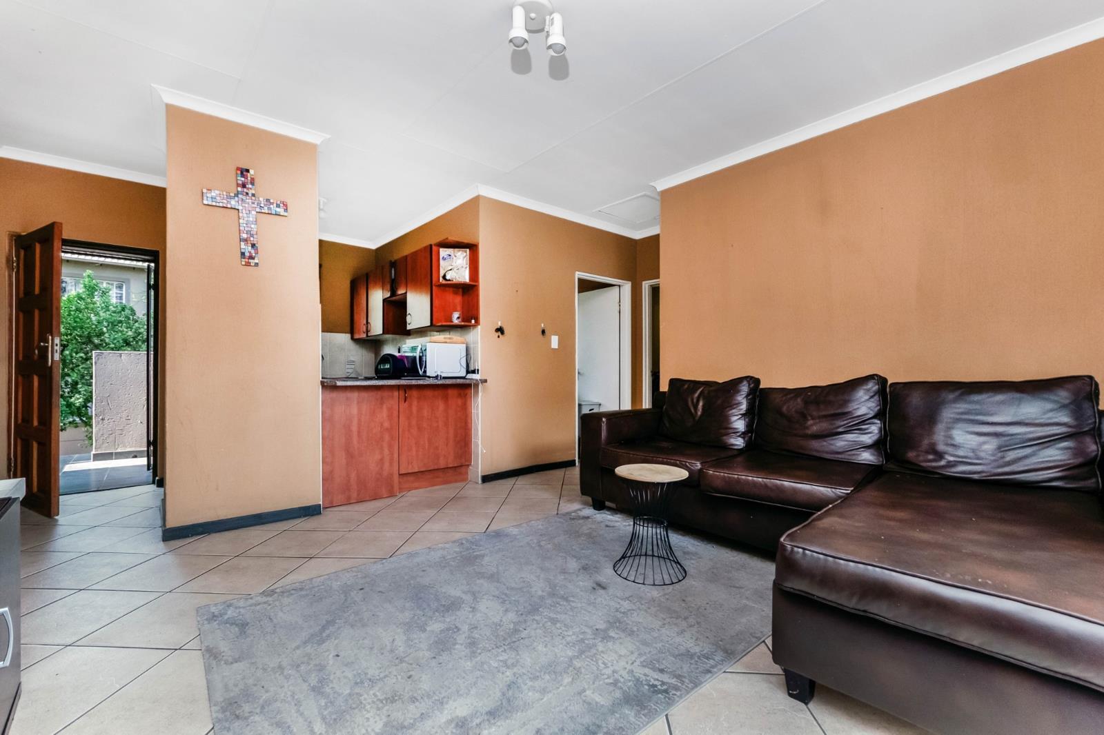 2 Bedroom Apartment in Wilgeheuwel