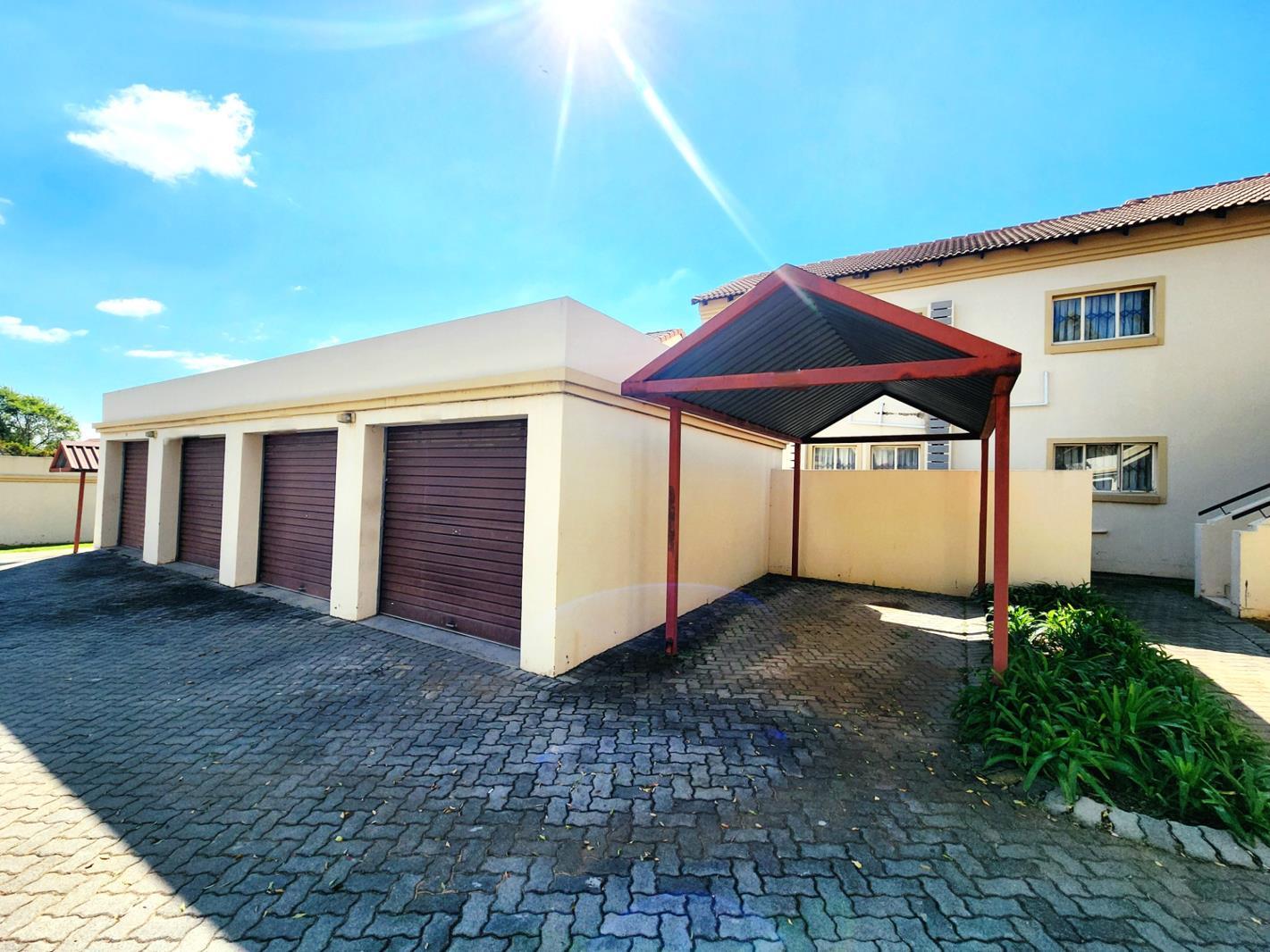 3 Bedroom Apartment in Country View