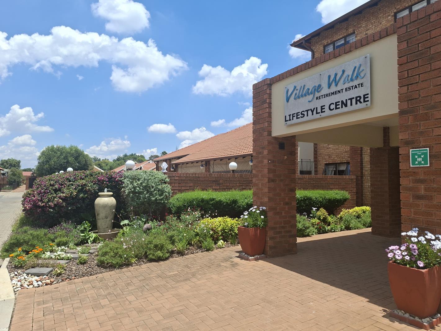 1 Bedroom Apartment in Brentwood Park