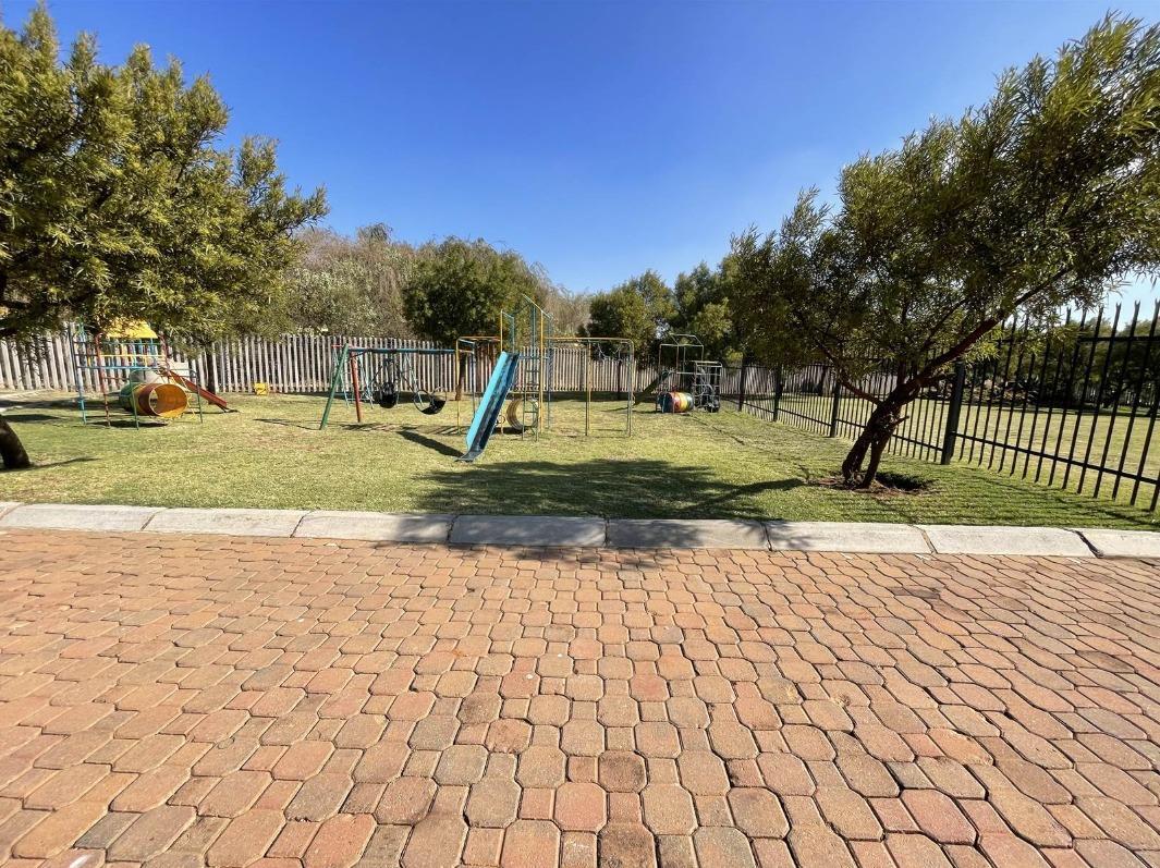 3 Bedroom Townhouse in Pretoria Gardens
