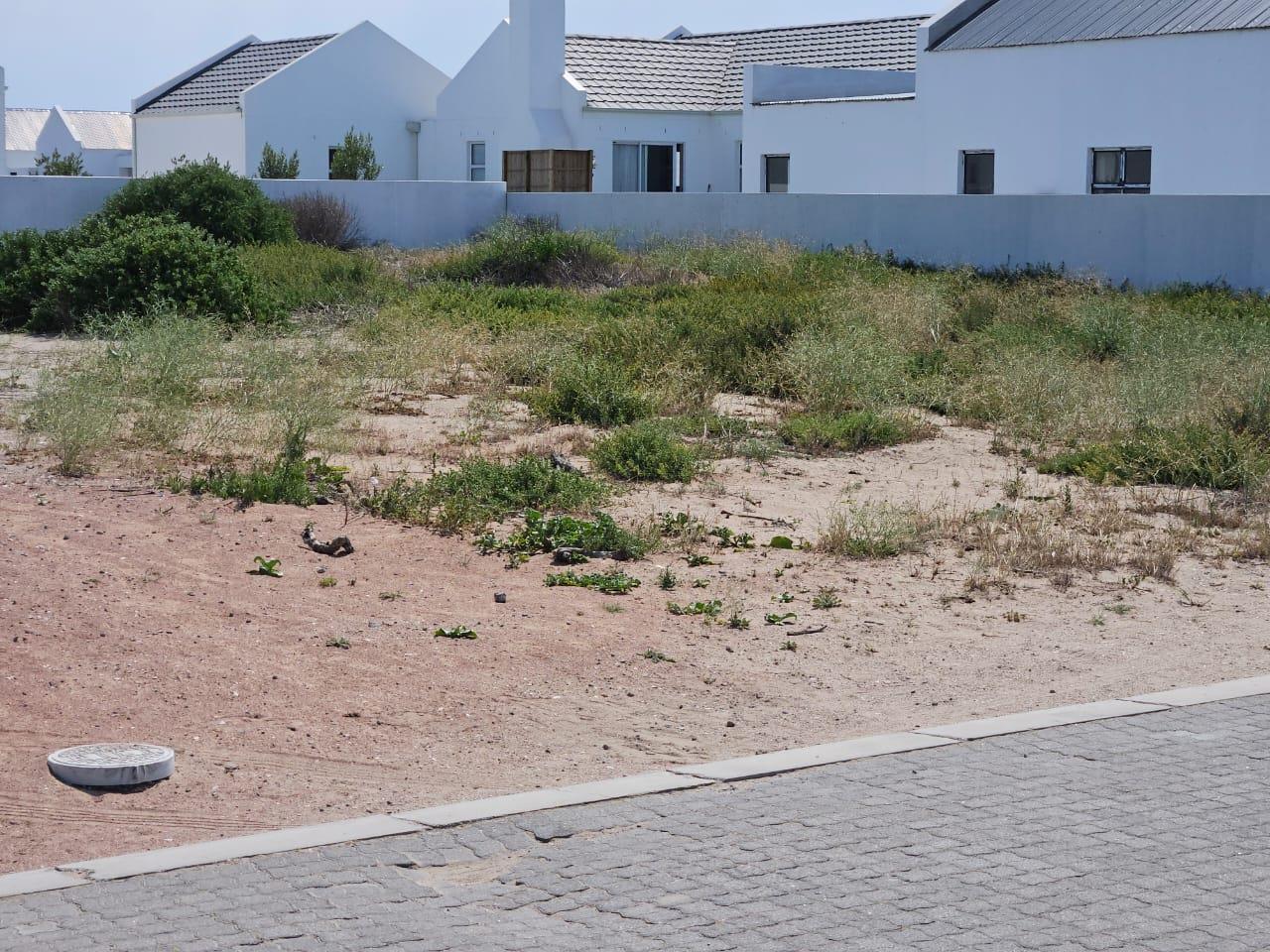 500 m² Land available in Velddrif