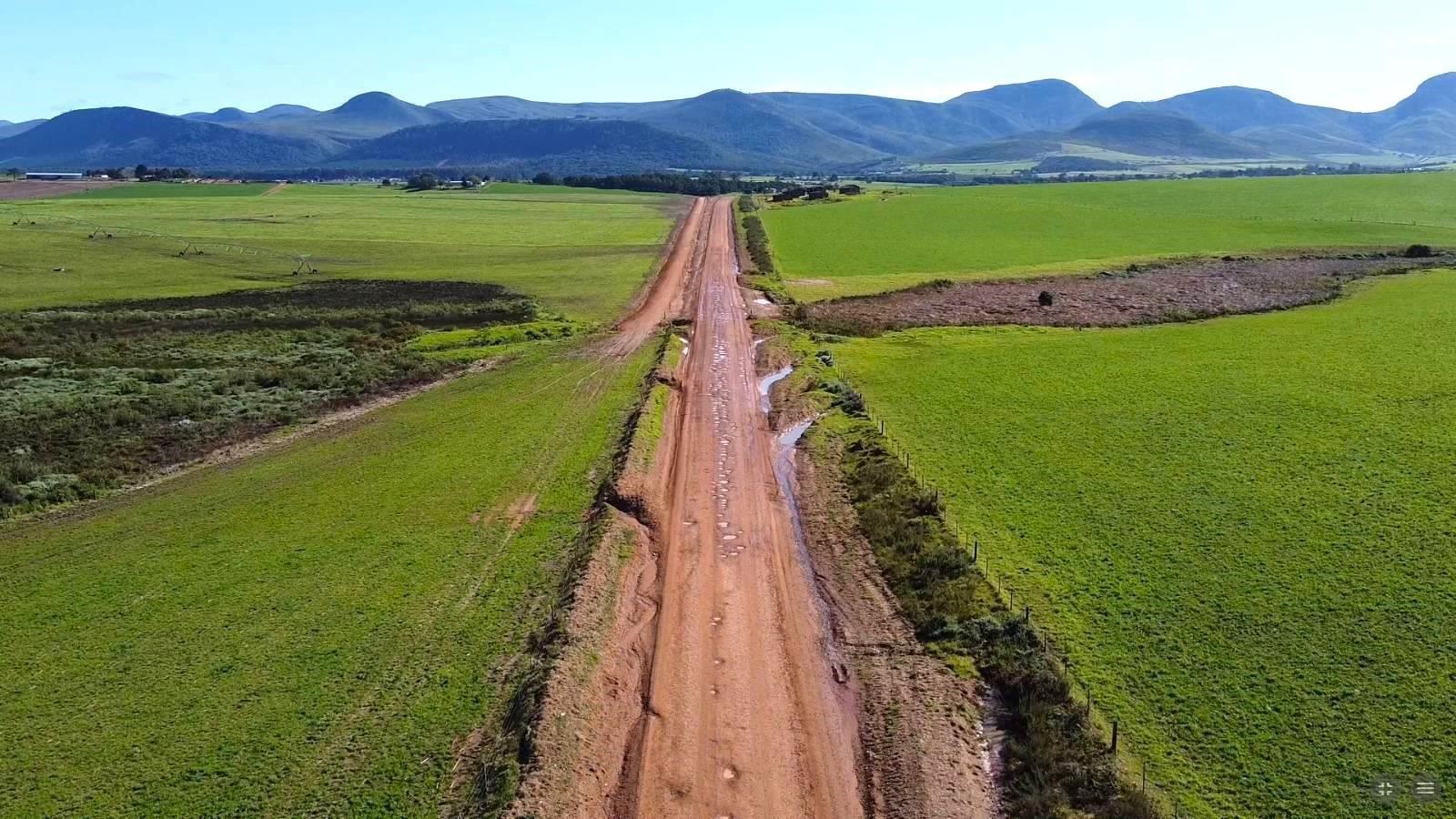 852 m² Land available in Humansdorp