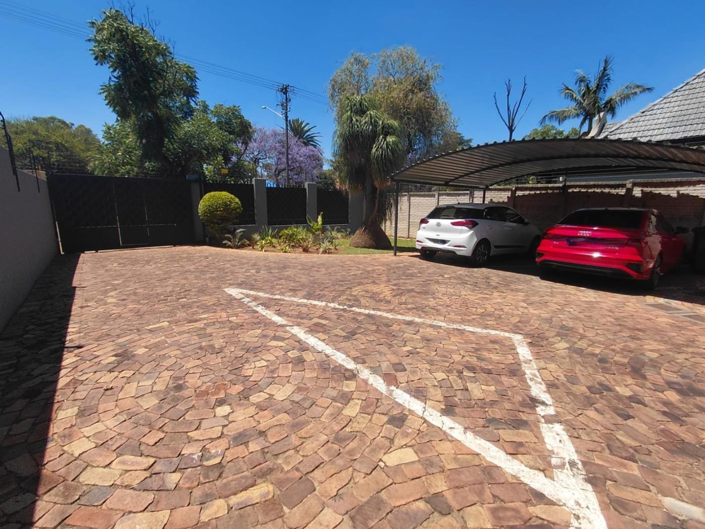 4 Bedroom House in Riviera