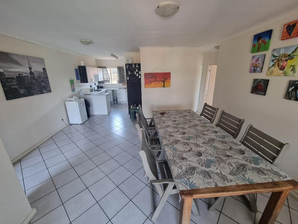 2 Bedroom Apartment in Faerie Glen