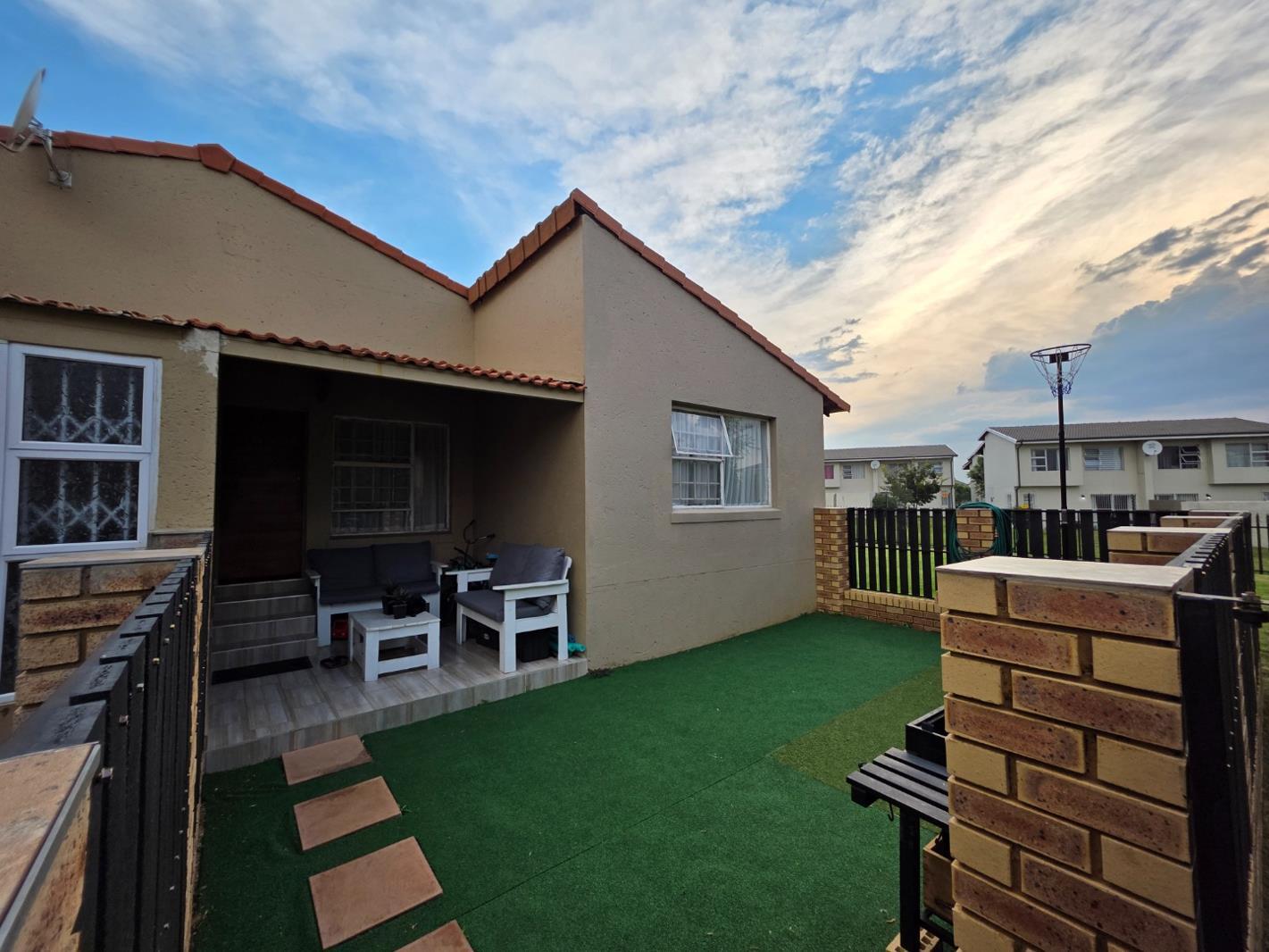 3 Bedroom Townhouse in Elspark