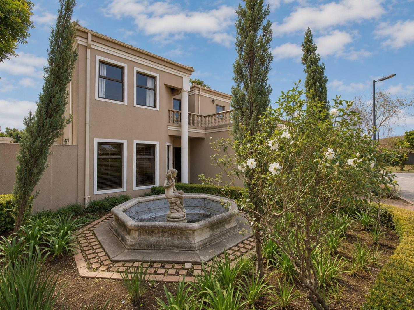 3 Bedroom House in Greenstone Hill