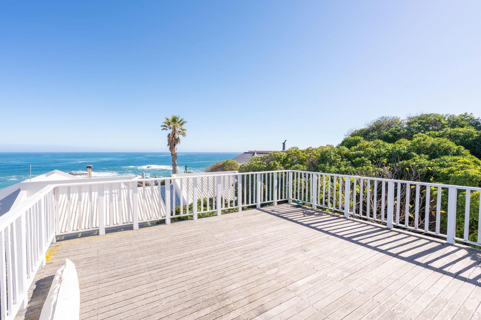 3 Bedroom House in Yzerfontein