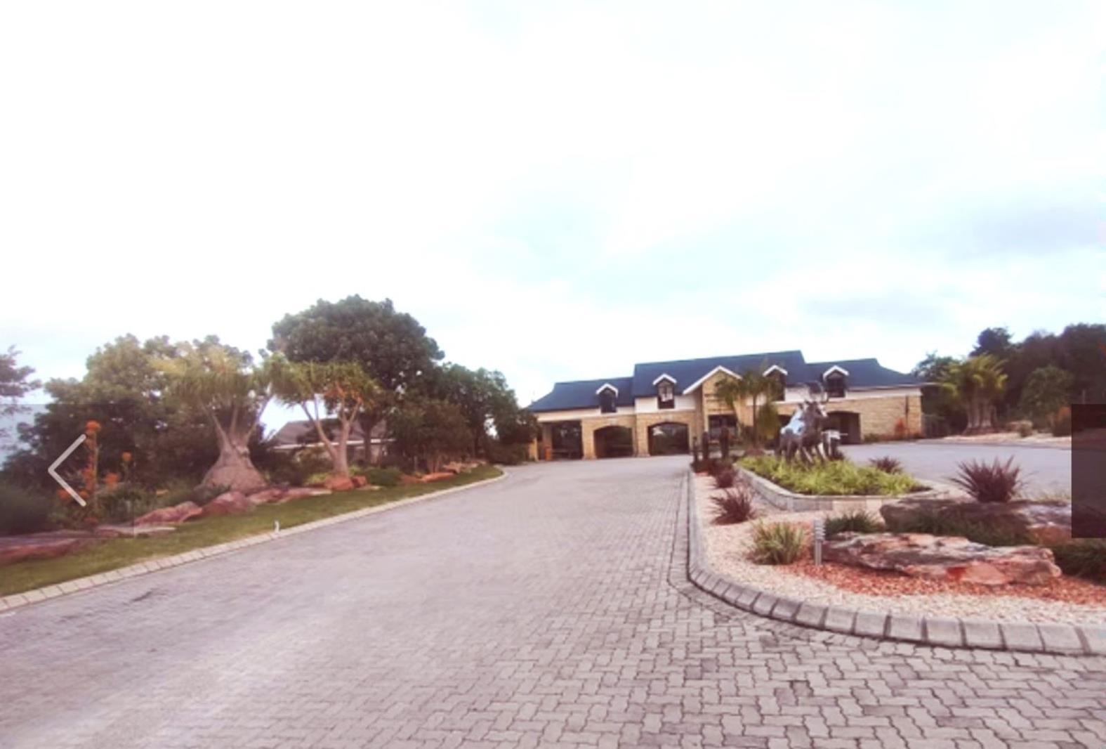 4 Bedroom House in Kragga Kamma