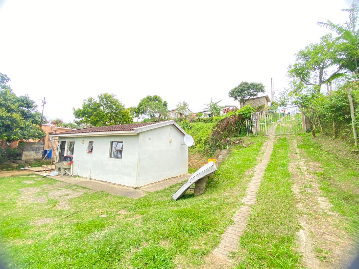 2 Bedroom House in Lovu