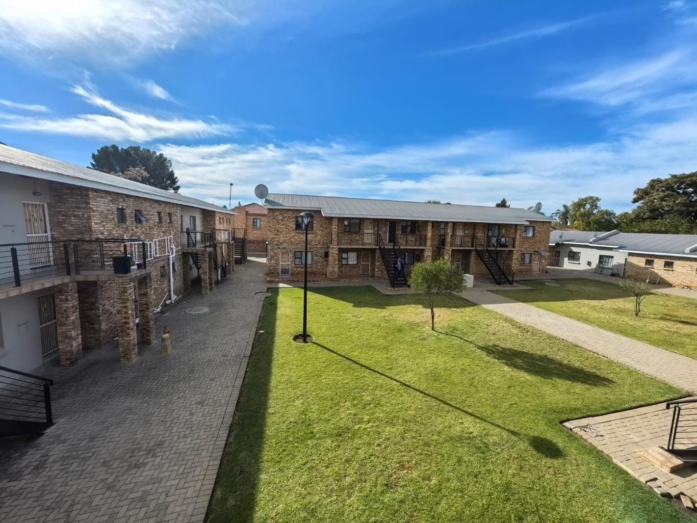 1 Bedroom Apartment in Rhodesdene