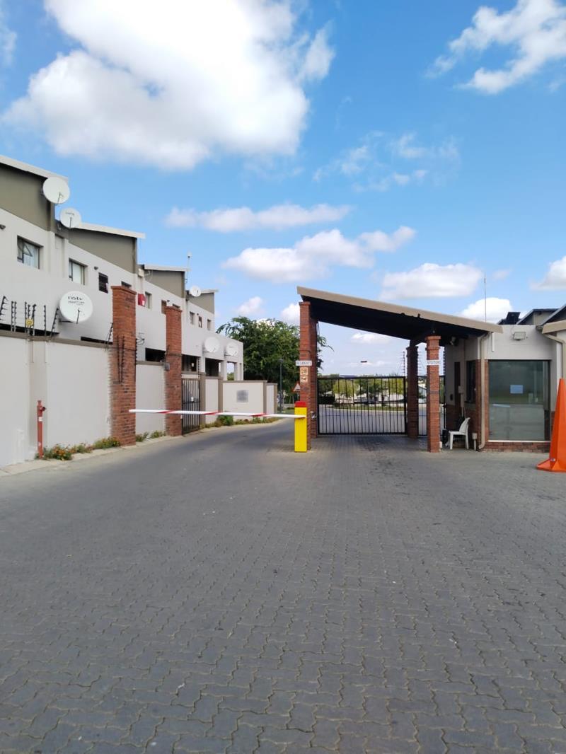 3 Bedroom House in Summerset